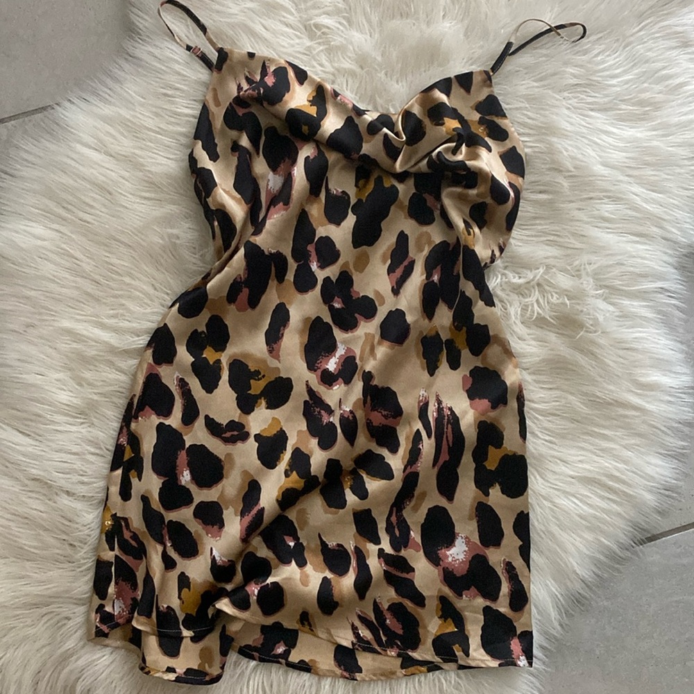 🐆 LEOPARD SATIN MINI DRESS 🐆